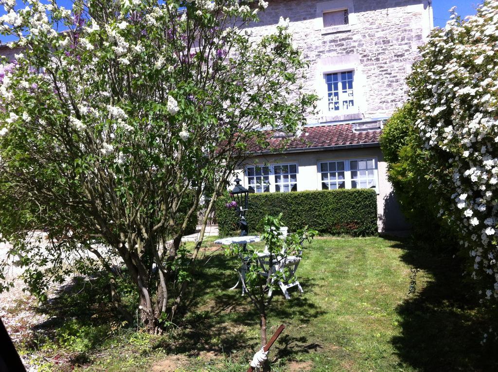 Les Lilas Roses Chamouilley Esterno foto